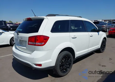 2017 Dodge Journey Sxt z USA, uszkodzony, nr VIN 3C4PDCBB6HT614262